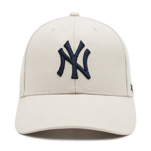 Carica l&#39;immagine nel visualizzatore di Gallery, 47 Cappellino MVP New York Yankees
